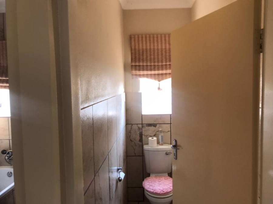 3 Bedroom Property for Sale in Waterval East North West